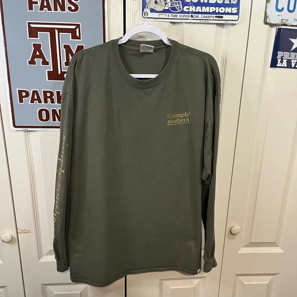 Simply Southern Men’s T-shirt - Picture 2 of 7